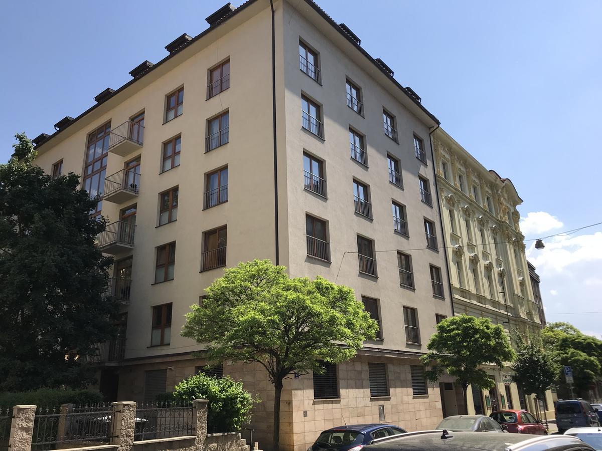 Beautiful Apartment In Central Residence Прага Екстер'єр фото