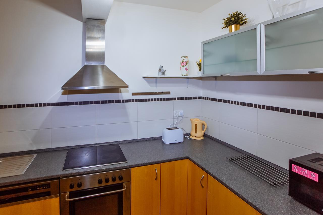 Beautiful Apartment In Central Residence Прага Екстер'єр фото