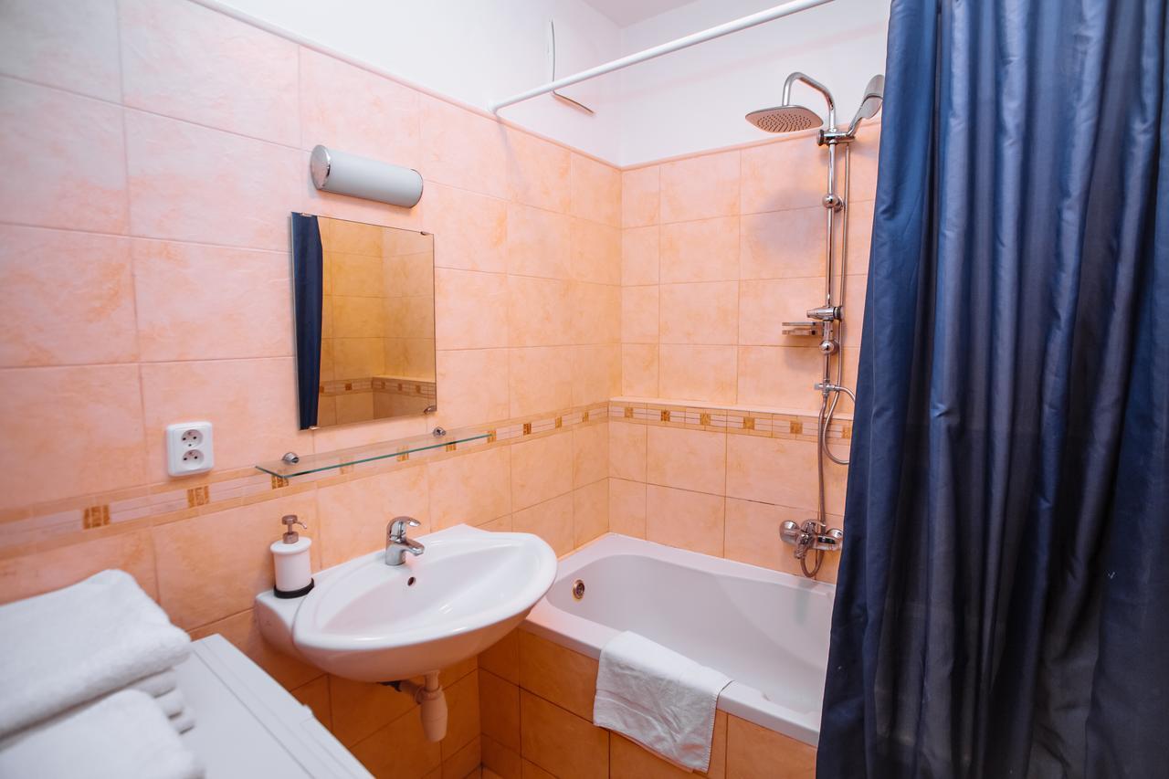 Beautiful Apartment In Central Residence Прага Екстер'єр фото