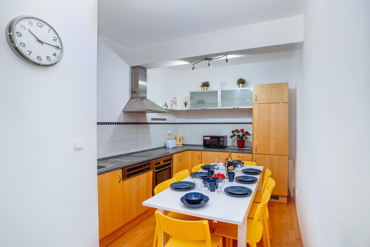 Beautiful Apartment In Central Residence Прага Екстер'єр фото